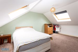 Bedroom- click for photo gallery